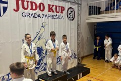 0fff4408-12c7-4c8f-8cd5-df9a8ca59136